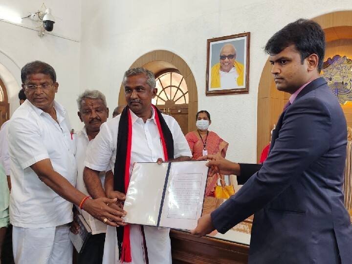 Vetriselvan elected unopposed as Deputy Mayor of Coimbatore corporation கோவை மாநகராட்சி துணை மேயராக இரா.வெற்றிச்செல்வன் போட்டியின்றி  தேர்வு..