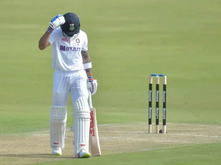 IND vs SL: Kohli and Lasith Embuldeniya will take 45 runs in 100th Test, prediction of Virat's dismissal came true IND vs SL, Mohali Test : कोहलीविषयी केलेली भविष्यवाणी खरी ठरली; शंभराव्या कसोटीत विराटच्या 45 धावा, लसिथ एम्बुलडिनियाने केलं बोल्ड