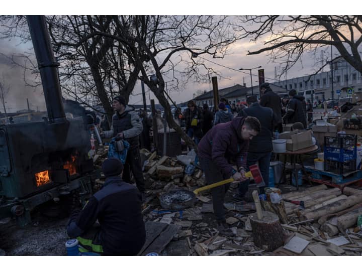 Russia Ukraine War: Russia blocks access to BBC, Facebook and Voice of America websites check details BBC Revives Shortwave Broadcast After Being Blocked In Russia, Facebook, Google Play Also Restricted