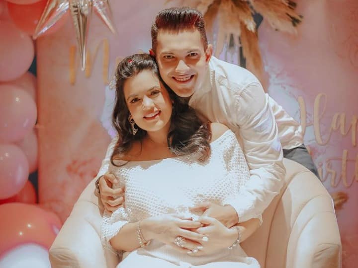 आदित्य नारायण के घर आई नन्ही परी, श्वेता अग्रवाल ने दिया बेटी को जन्म