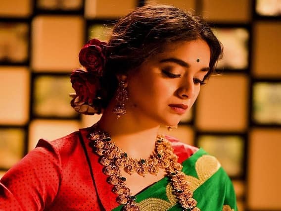Keerthy Suresh: ఆ మహానటి సావిత్రి బతికుంటే ఇలా కీర్తి సురేష్ను చూసి ఏమనేవారో? Keerthy Suresh: ఆ మహానటి సావిత్రి బతికుంటే ఇలా కీర్తి సురేష్ను చూసి ఏమనేవారో?
