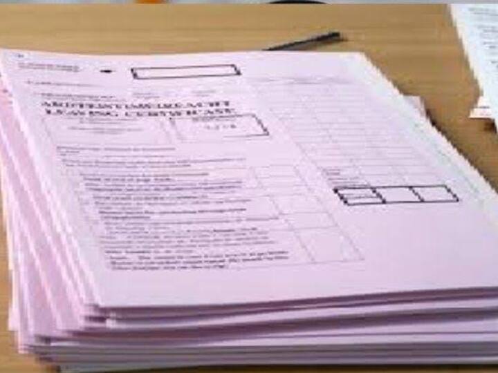 Chhattisgarh Board of Secondary Education Surajpur head of center Negligence lost 32 answer booklet ann Chhattisgarh Board Exams: सूरजपुर में केंद्राध्यक्ष की बड़ी लापरवाही उजागर, 10वीं के 32 बच्चों की उत्तर पुस्तिकाएं गायब हुई