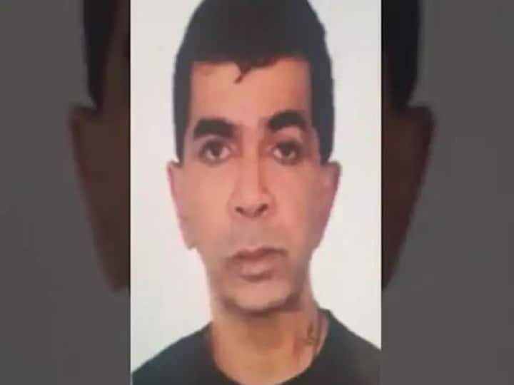 Gangster Ejaz Lakdawala booked for extortion of Rs 2 crore from hotelier Mumbai News: गैंगस्टर एजाज लकड़ावाला पर होटल व्यवसायी से दो करोड़ रुपये की जबरन वसूली का मामला दर्ज