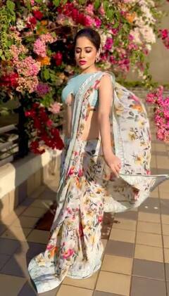 બેકલેસ બ્લાઉઝમાં ઉર્ફી જાવેદે આપ્યા કિલર પોઝ