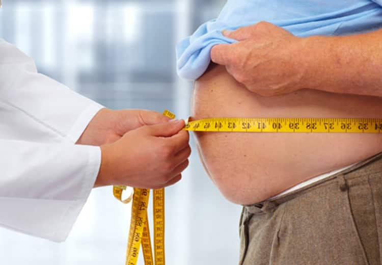 World Obesity day article on whether bariatric surgery can help in reducing obesity World Obesity Day | `உலக உடல் பருமன் தினம்’ : உடல் எடையைக் குறைக்க அறுவை சிகிச்சைகளை நாடலாமா?