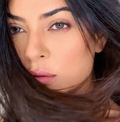 Sushmita Sen : 'या' कारणामुळे सुष्मिताने घेतला मोठा ब्रेक; पाहा फोटो