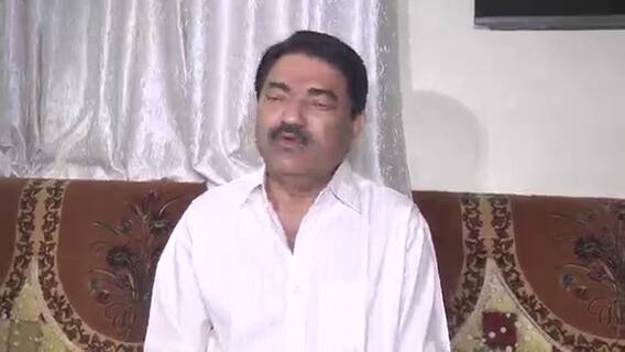 મહેસાણાઃ દીકરાના લગ્નમાં લોકોને ફૂડ પોઇઝનિંગઃ વાત કરતા કરતા વઝીરખાન રડી પડ્યા, જુઓ વીડિયો