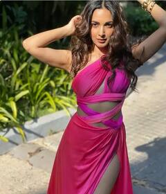 ਕਿਆਰਾ ਅਡਵਾਨੀ ਨੇ ਪਿੰਕ ਕਲਰ ਦੀ ਥਾਈ ਹਾਈ ਸਲਿਟ ਡਰੈੱਸ 'ਚ ਇੰਟਰਨੈੱਟ 'ਤੇ ਪਾਰਾ, ਦਿਖਾਇਆ ਗਲੈਮਰਸ ਅਵਤਾਰ