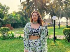 PHOTO: सलमान आणि तिच्या व्हायरल झालेल्या फोटोवर सोनाक्षीनं दिली प्रतिक्रिया..