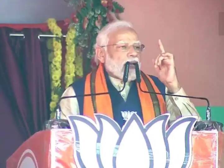 up election pm narendra modi addressed an election rally in varanasi VARANASI : પીએમ મોદીએ કર્યા વિપક્ષ પર પ્રહાર, કહ્યું 