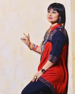 सीधी साधी दिखने वाली तारक मेहता की ये अभिनेत्रियां असल जिंदगी में हैं बेहद ग्लैमरस, यकीन न हो तो खुद देख लीजिए