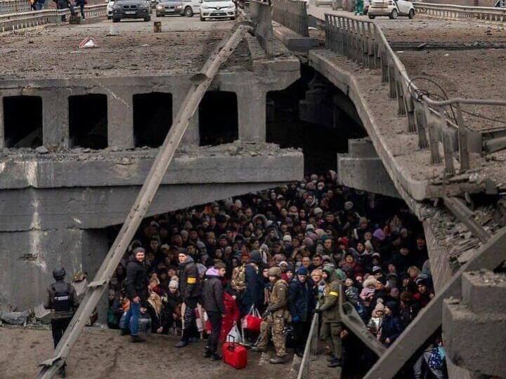 Russia Ukraine War Live Updates Today the tenth day of the Russia Ukraine war rockets fell outside President Zelensky house Russia Ukraine War: रूस के रक्षा मंत्रालय का दावा- यूक्रेन के चार लड़ाकू विमान मार गिराए