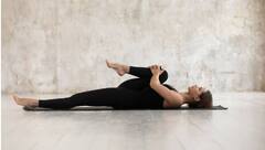 अपने शरीर को लचीला और एक्टिव बनाने के लिए करें ये एक्सरसाइज