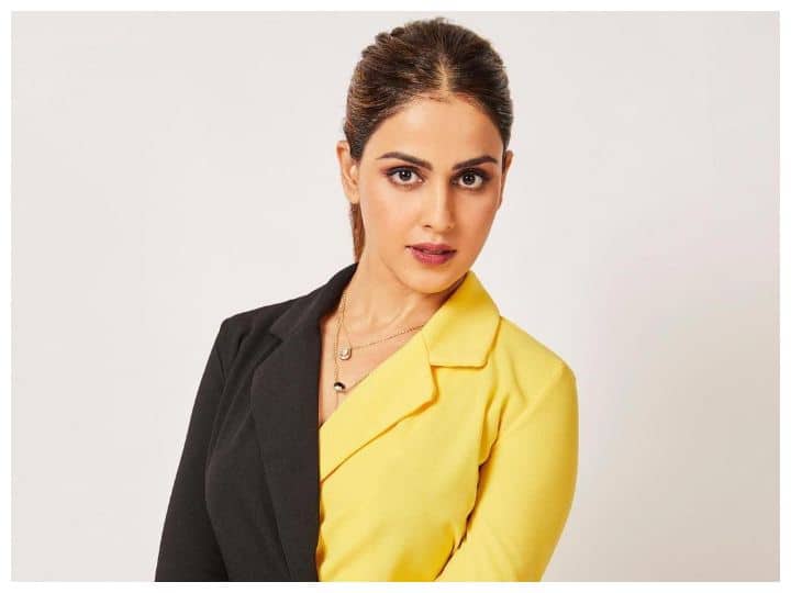 Genelia's Remuneration for Gali Kireeti's film Genelia D'Souza: సపోర్టింగ్ రోల్ కోసం కోట్ల రెమ్యునరేషన్, జెనీలియా క్రేజ్ చూశారా?