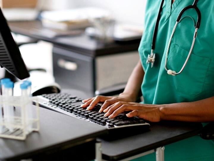 Foreign Medical Graduates With Incomplete Internships Can Now Complete Them In India, Check NMC Guidelines Foreign Medical Graduates With Incomplete Internships Can Now Complete Them In India, Check NMC Guidelines