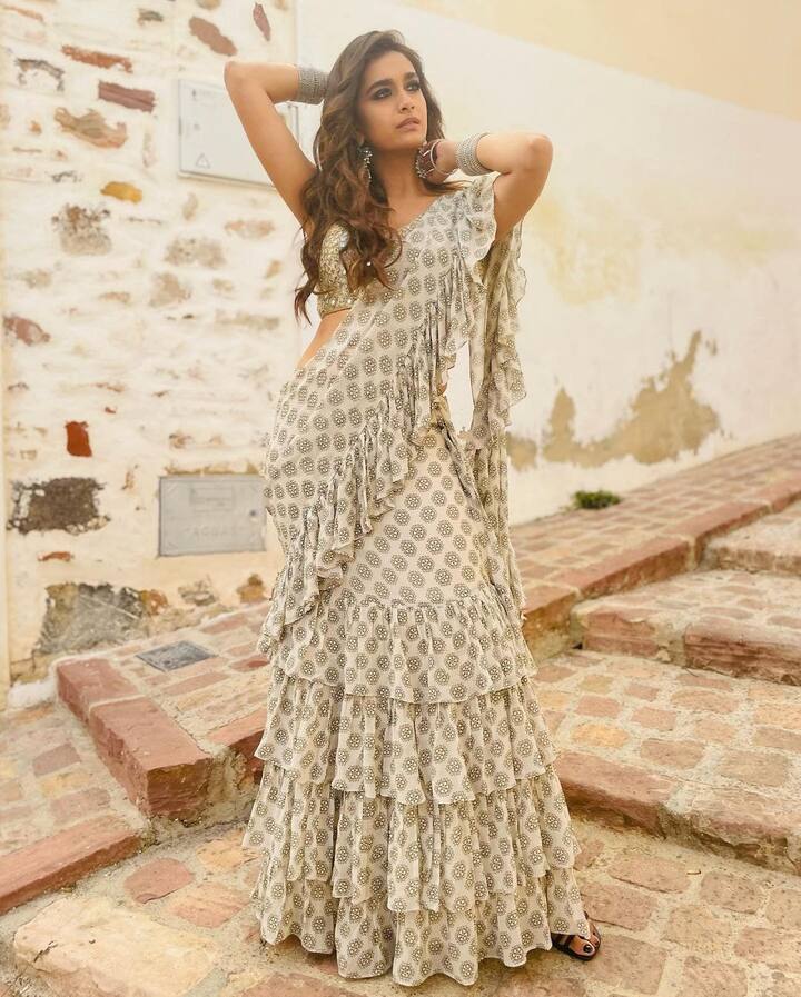 ஒன்னோட இவ ஒன்னு ஒன்ன மறந்தா வெறும் மண்ணு