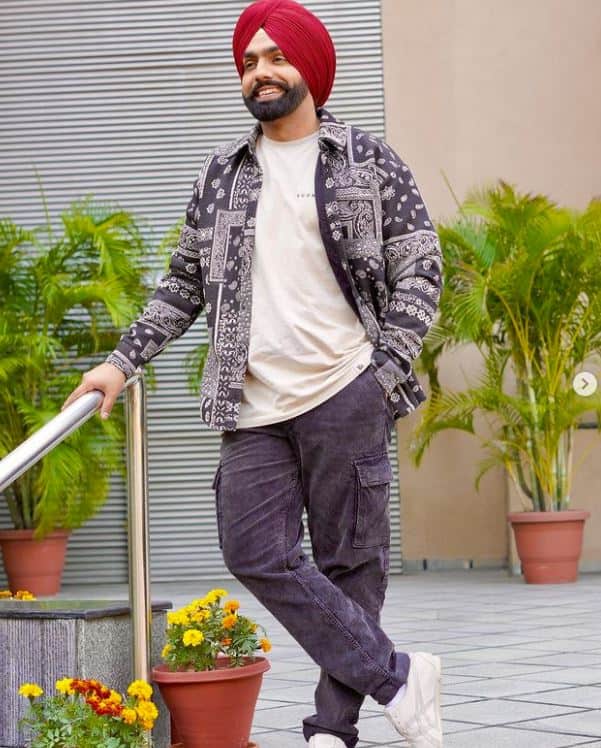 ਇਹ ਫਿਲਮ ਜੋ 2021 ਵਿੱਚ ਰਿਲੀਜ਼ ਹੋਣੀ ਸੀ, ਕੁਝ ਕਾਰਨਾਂ ਕਰਕੇ ਮੁਲਤਵੀ ਹੋ ਗਈ ਸੀ, ਪਰ ਹੁਣ ਨਿਰਮਾਤਾ ਆਪਣੇ ਪ੍ਰਸ਼ੰਸਕਾਂ ਦਾ ਮਨੋਰੰਜਨ ਕਰਨ ਲਈ ਤਿਆਰ ਹਨ।