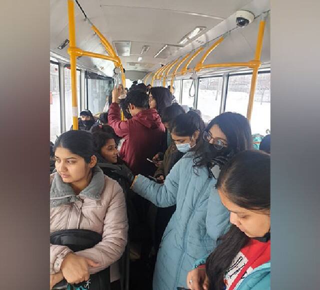 3 buses reach Pisochyn: Indian Embassy in Ukraine युक्रेनमध्ये मोदी सरकार, पिसोचेनमध्ये अडकेल्या भारतीयांना वाचवण्यासाठी पोहचल्या तीन बस