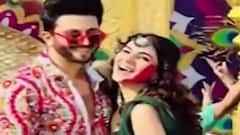 Kundali Bhagya Actress Shraddha Arya & Dheeraj Dhoopar share Holi special Look | Hot News