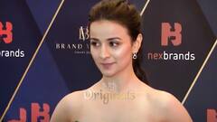 Mouni Roy's royal entry in Red Carpet along with her Hubby Suraj Nambiar | SBS Originals
