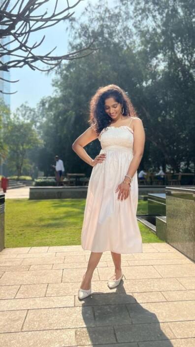 कभी छाेटी सी जॉब करती थी जॉनी लीवर की बेटी, अब लोगों को हंसाकर कमा रही पैसे