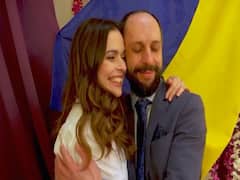 Russia Ukraine War : जगण्याच्या वाटेवर आशेचा किरण, युद्धाच्या वणव्यात बांधली लग्नगाठ