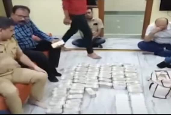 Nagpur पोलिसांची मोठी कारवाई, एका घरातून 4 कोटी 20 लाख रुपयांची रोकड जप्त