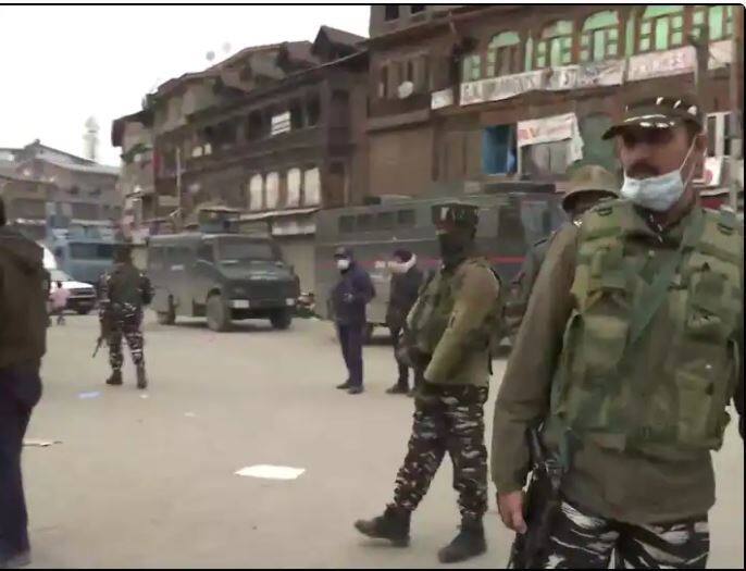 Jammu Kashmir Several injured including police personnel in a grenade attack at amira kadal market in Srinagar Jammu Kashmir : ਸ਼੍ਰੀਨਗਰ 'ਚ ਅੱਤਵਾਦੀਆਂ ਨੇ ਗ੍ਰੇਨੇਡ ਨਾਲ ਕੀਤਾ ਹਮਲਾ, ਇੱਕ ਪੁਲਿਸ ਕਰਮਚਾਰੀ ਸਮੇਤ 22 ਲੋਕ ਜ਼ਖਮੀ