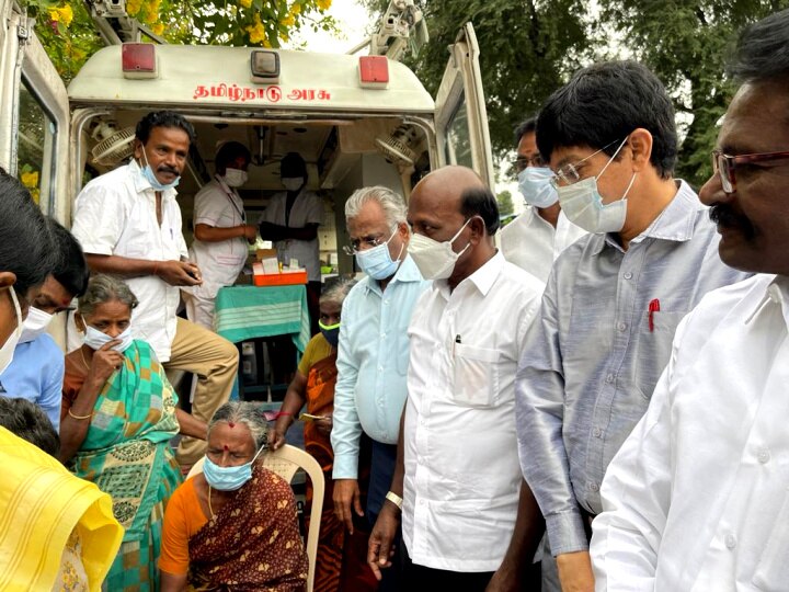 கொரோனா தடுப்பூசி செலுத்துவதில் கடைசி இடத்தில் உள்ள மயிலாடுதுறை மாவட்டம்