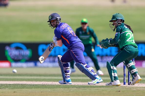 ICC Womens World Cup 2022 India Won Toss & Chose To Bat Against Pakistan On Opening Day Of Women's World Cup IND W Vs PAK W: India Won Toss & Chose To Bat Against Pakistan At Match 4 Of Women's World Cup