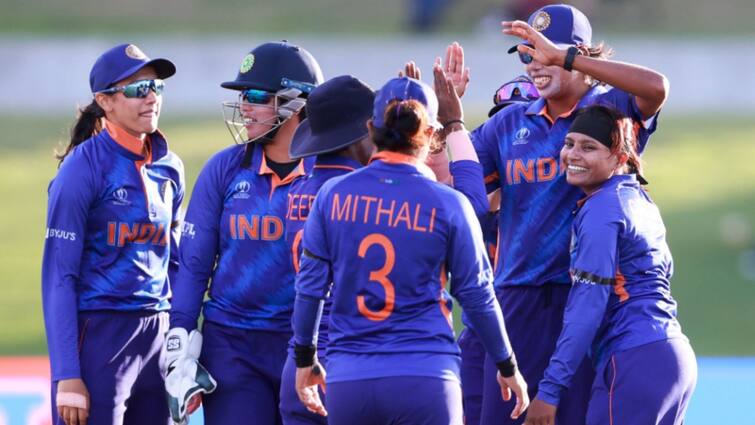 IND vs PAK World Cup 2022 India defeats Pakistan in Womens Cricket World Cup IND vs PAK World Cup 2022: পূজা-স্নেহর রেকর্ড পার্টনারশিপ, বিশ্বকাপে পাকিস্তানকে দুরমুশ করল ভারত