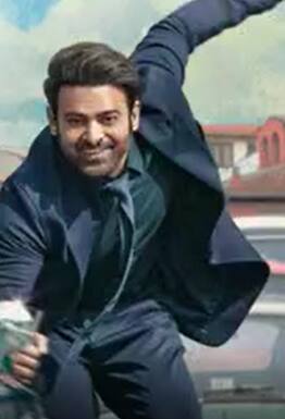 Radheshyam First Review: సినిమాలో ఆ పార్ట్ ఎవ్వరూ ఊహించరు | Prabhas | PoojaHegde | ABP Desam