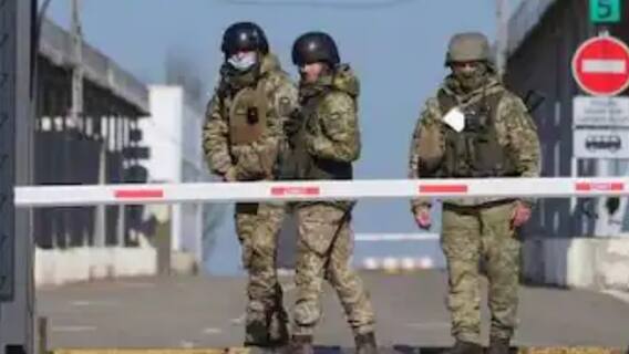 Ukraine Crisis : যুদ্ধ বিরতির কয়েক ঘণ্টার মধ্যেই ফের রুশ হামলা, মানব করিডরে বোমা বর্ষণের অভিযোগ ।Bangla News