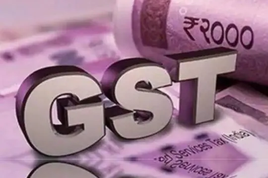 GST Council in its next meeting may look at raising the lowest tax slab to 8 per cent, from 5 per cent GST Council : ਹੁਣ ਆਮ ਲੋਕਾਂ 'ਤੇ ਪੈਣ ਵਾਲੀ ਹੈ 'GST' ਦੀ ਮਾਰ , ਸਭ ਤੋਂ ਘੱਟ ਸਲੈਬ 'ਤੇ ਵੱਧ ਸਕਦੈ ਟੈਕਸ