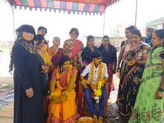 अन् तृतीयपंथी सपनाला हळद लागली! बीडमधील बाळूशी उद्या लगीनगाठ, भन्नाट लव्हस्टोरी...