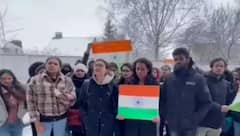 Russia Ukraine War: ઈન્ડિયન એમ્બીસીની મદદ ના મળતાં ભારતીય મેડિકલ સ્ટુડન્ટ્સ તિરંગો લાઈને રશિયાની બોર્ડરે જવા નિકળ્યા, રસ્તામાં શું થયું કે.....