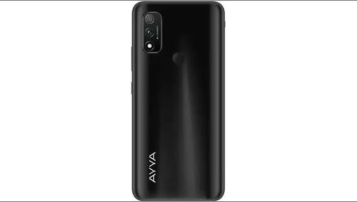 iPhone का उपयोग करने से इनकार करते हुए, रूसी राज्य ड्यूमा के प्रतिनिधि मारिया बुटीना और डेनिस मैडानोव अब अपने साथी सांसदों से स्थानीय कंपनी Smartecosystem द्वारा बनाए गए AYYA T1 स्मार्टफोन का इस्तेमाल करने का आग्रह कर रहे हैं, जो रोस्टेक राज्य निगम के हिस्से, स्केल रिसर्च इंस्टीट्यूट की सहायक कंपनी है.