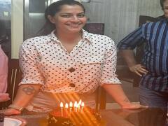 Actress Varalakshmi: ஏன் என்றால்.... உன் பிறந்தநாள்... நடிகை வரலட்சுமியின் கொண்டாட்ட க்ளிக்ஸ்