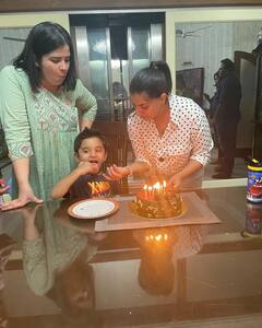 Actress Varalakshmi: ஏன் என்றால்.... உன் பிறந்தநாள்... நடிகை வரலட்சுமியின் கொண்டாட்ட க்ளிக்ஸ்