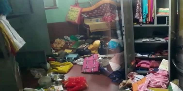 Hooghly: In midnight, ferocious robbery took place in Haripal the locals are terrified Hooghly: মধ্যরাতে গৃহস্থের হাত-পা বেঁধে, ভয় দেখিয়ে দুঃসাহসিক ডাকাতি হরিপালে, আতঙ্কে এলাকাবাসী