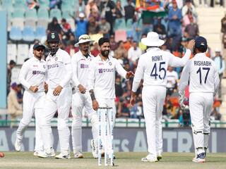 IND vs SL: ਭਾਰਤ ਨੇ ਤਿੰਨ ਦਿਨਾਂ 'ਚ ਹੀ ਜਿੱਤਿਆ ਮੁਹਾਲੀ ਟੈਸਟ, ਜਡੇਜਾ ਨੇ 175 ਰਨ ਬਣਾ 9 ਵਿਕਟਾਂ ਵੀ ਉਡਾਈਆਂ