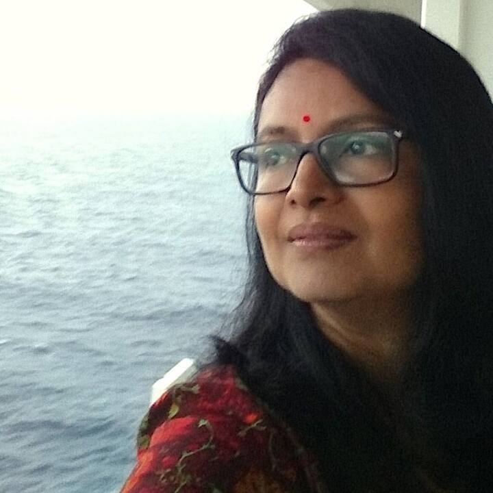 रेखा की सबसे छोटी बहन का नाम है जया श्रीधर, जो  हेल्थ एडवाइजर के तौर पर काम करती हैं.