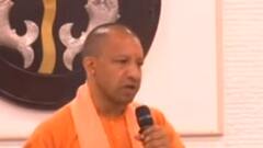 Operation Ganga:..जब Ukraine से लौटे छात्रों को Yogi Adityanath बताने लगे यूपी में कहां कितने अस्पताल!