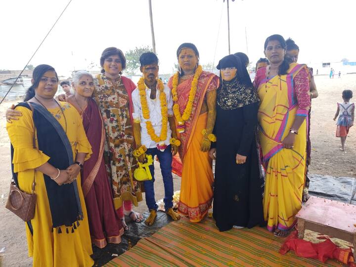 बीडमधल्या सपना आणि बाळूच्या अनोख्या लव्हस्टोरीनंतर आता हे जोडपे विवाह बंधनात अडकणार आहे.