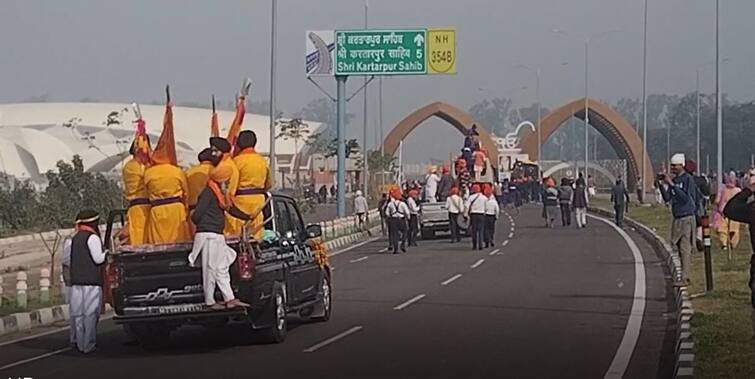 Nagar Kirtan leaves from Sri Mukatsar Sahib to Sri Kartarpur Sahib in Pakistan ਸ਼੍ਰੀ ਮੁਕਤਸਰ ਤੋਂ ਚੱਲਿਆ ਨਗਰ ਕੀਰਤਨ ਪਾਕਿ ਸਥਿਤ ਸ਼੍ਰੀ ਕਰਤਾਰਪੁਰ ਸਾਹਿਬ ਰਵਾਨਾ