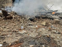 विनित्सिया शहर पर मिसाइल हमले के बाद भयानक मंज़र, एयरपोर्ट ज़मींदोज़, तस्वीरों में दिखी बर्बादी