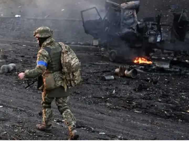 Russia Ukraine War: रूस से जंग के बीच यूक्रेन का बड़ा दावा, दुश्मनों के 11 हजार सैनिकों को मार गिराया, 46 विमान किए नष्ट