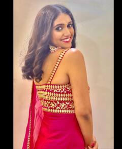 PHOTO: ‘झुंड’च्या प्रिमिअरसाठी रिंकूचा खट्याळ लूक; चाहते म्हणाले..