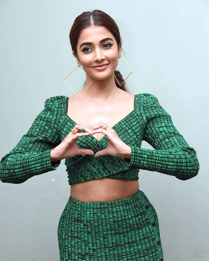 படைத்தான் இறைவன் உனையே மலைத்தான் உடனே அவனே