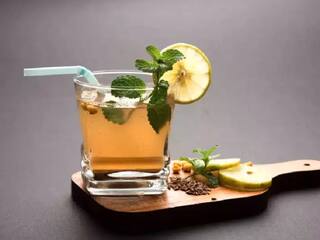 Morning Drinks : காபி, டீக்கு நோ சொல்ல கஷ்டமா இருக்கா? அப்போ காலையில இதை ட்ரை பண்ணுங்க..